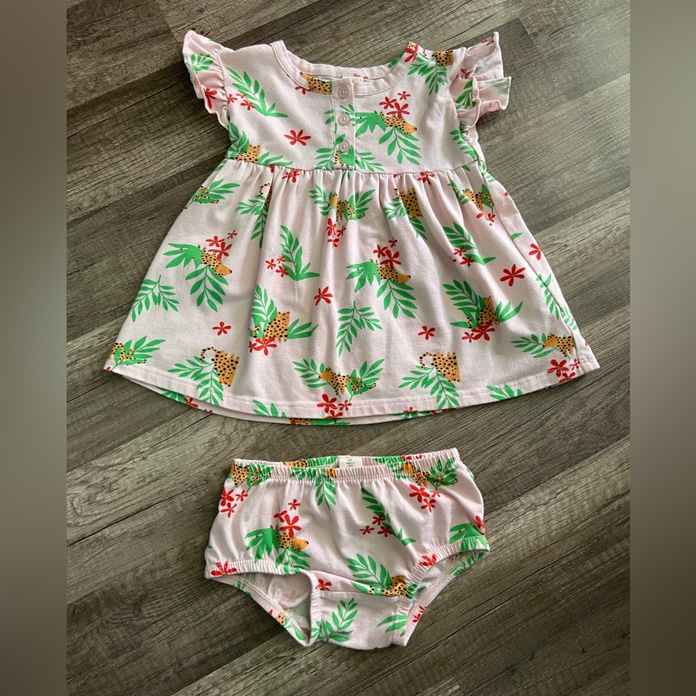 Tucker + Tate 6M Dress with matching bottoms